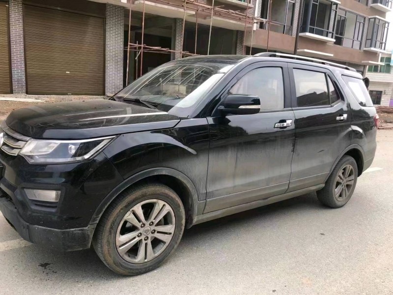 長沙17年長安汽車CX702