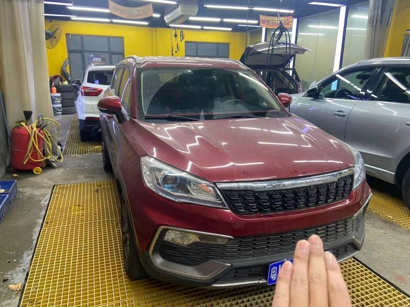 廣州19年獵豹汽車CS92