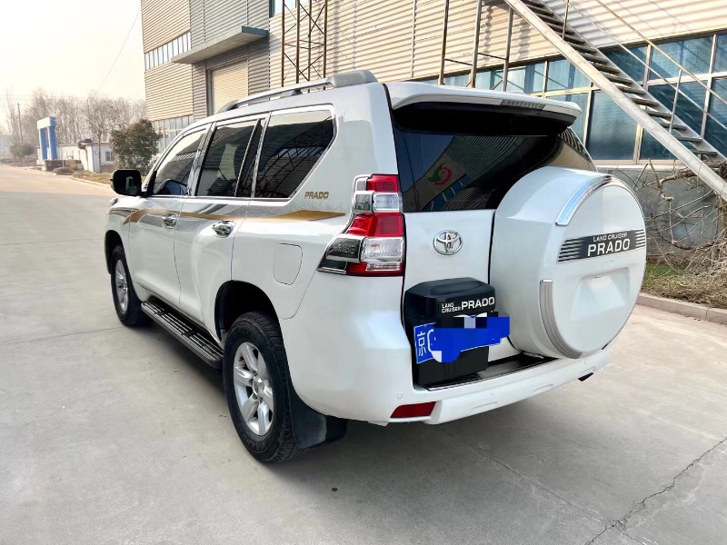 淄博14年丰田普拉多1