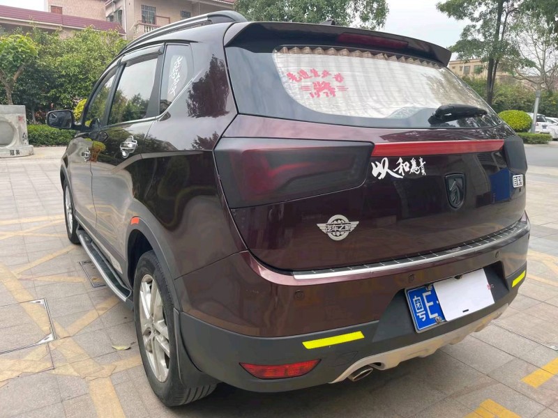 中山16年寶駿5605