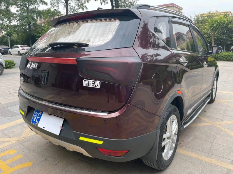 中山16年寶駿5606