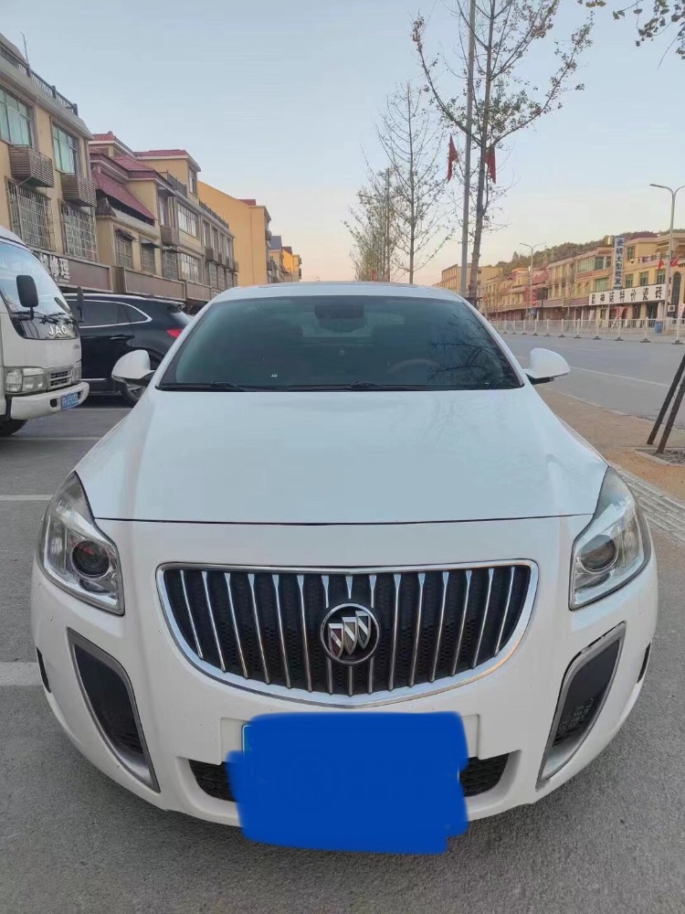 宜春12年别克君威GS2