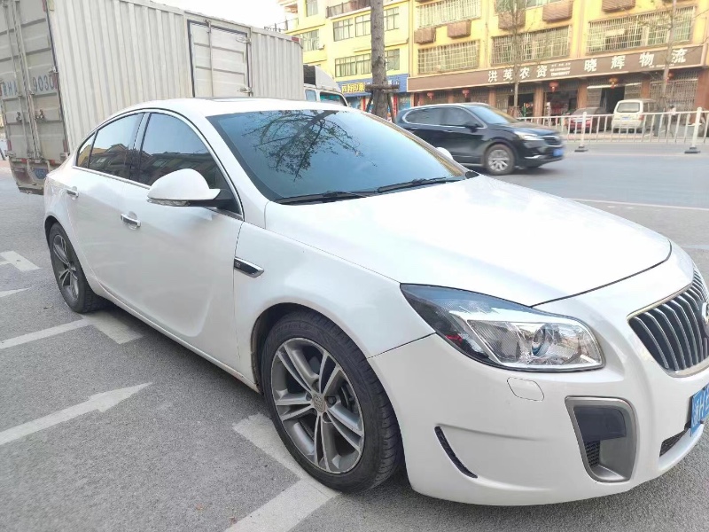 宜春12年别克君威GS8