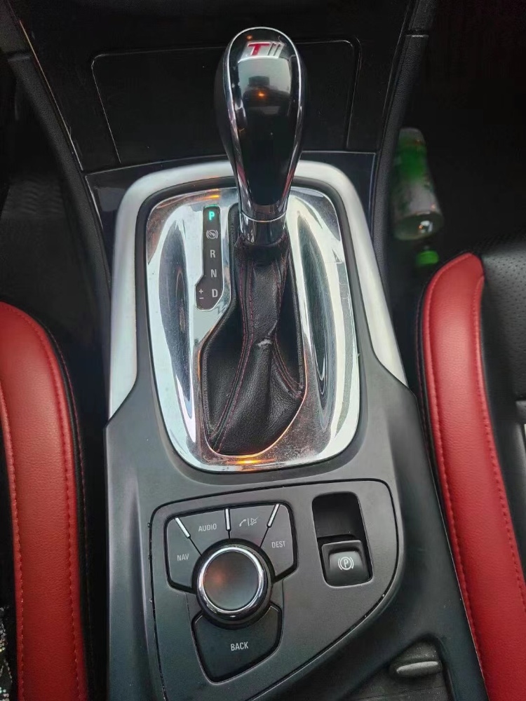 宜春12年别克君威GS4