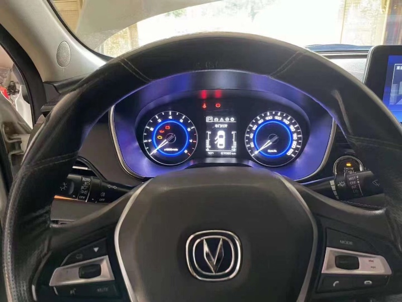 北海18年長安汽車逸動4