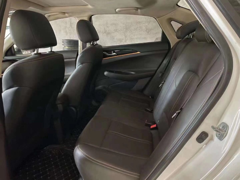 北海18年長安汽車逸動5