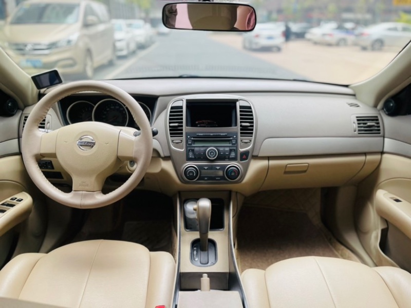 東莞16年日產軒逸4