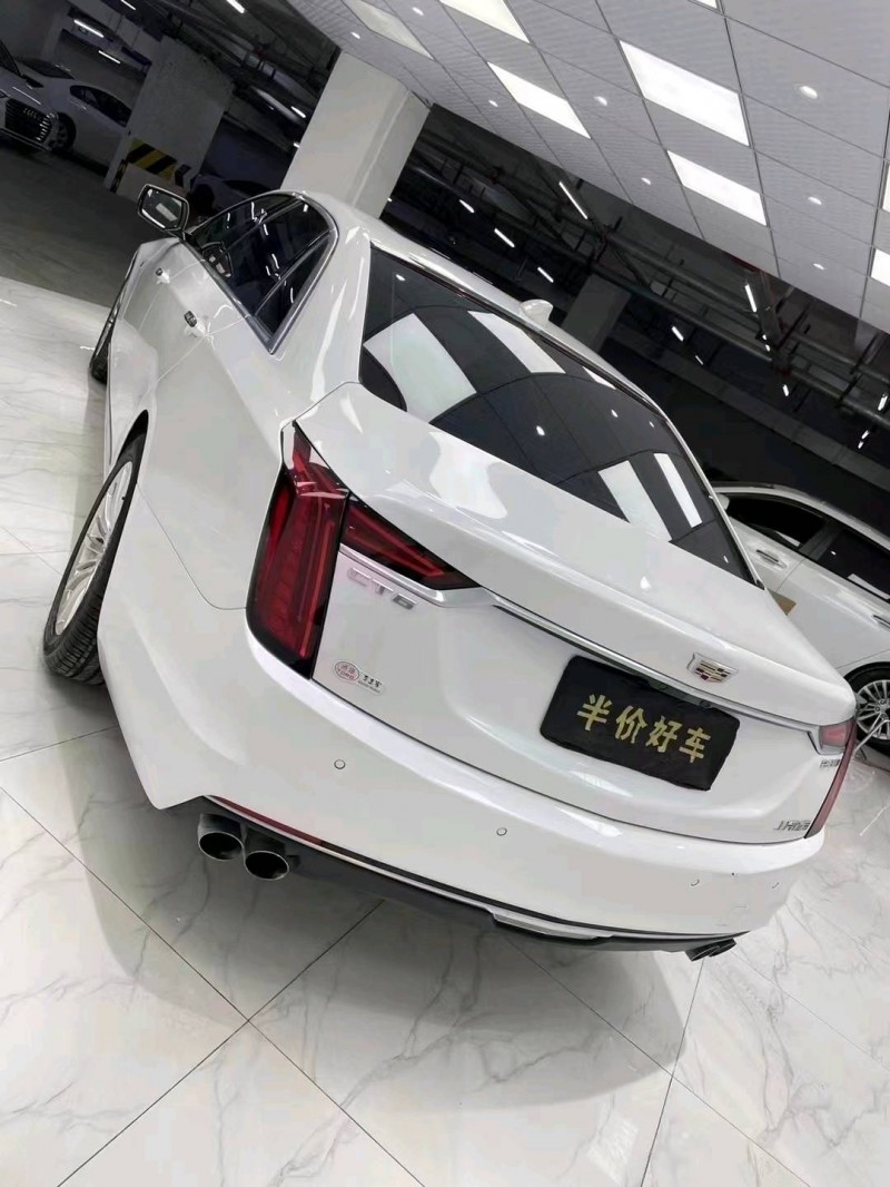 成都19年凱迪拉克CT64