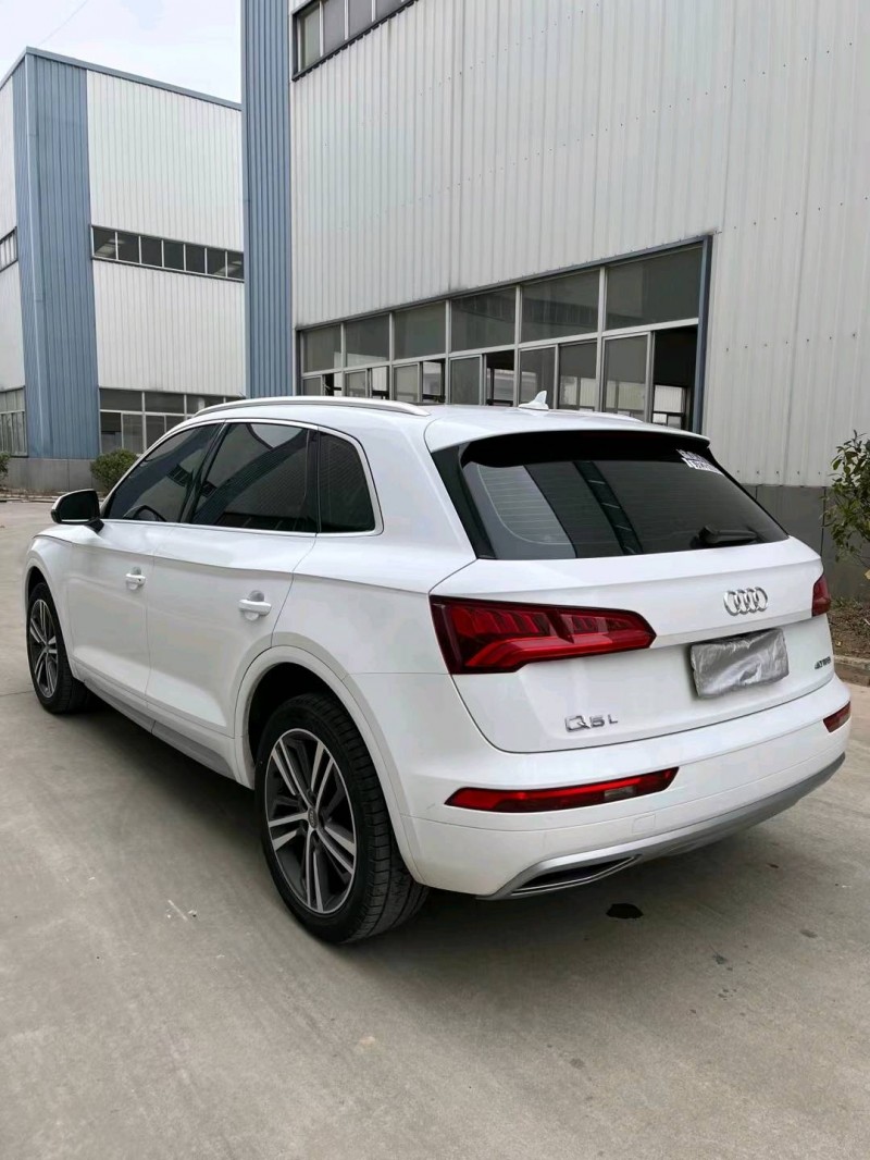 徐州20年奧迪Q56