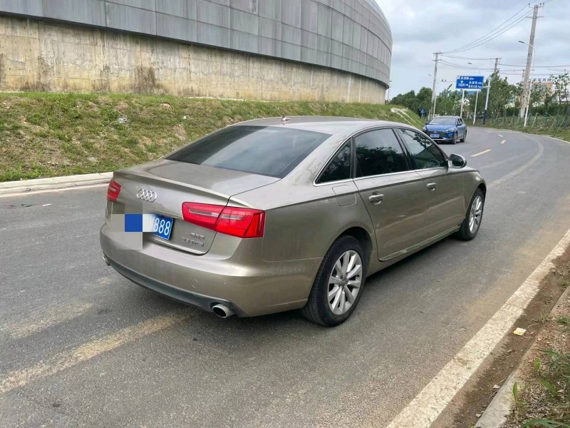 黃山15年奧迪A6L9