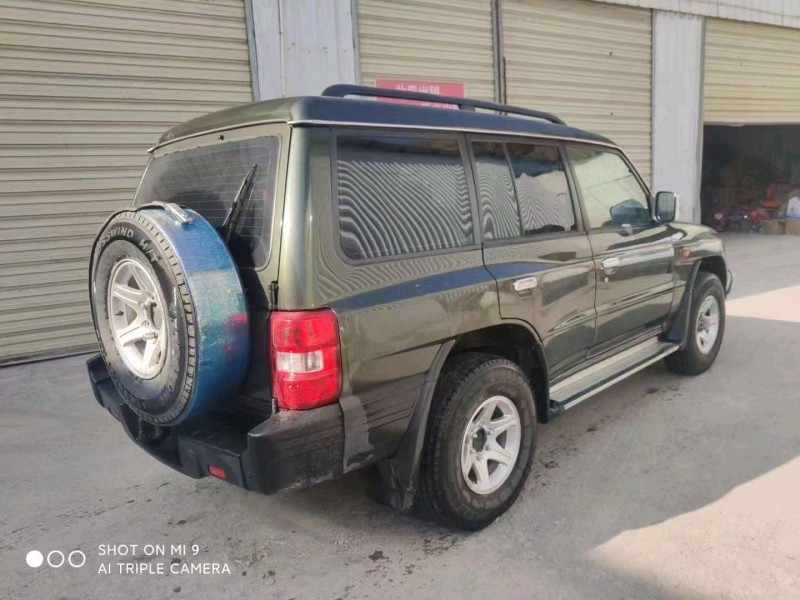 白銀17年獵豹汽車Q67