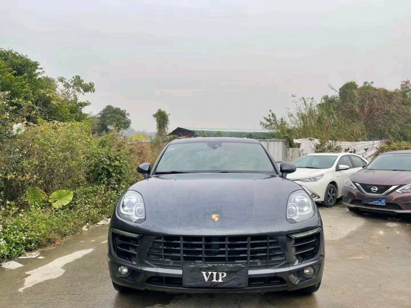 佛山18年保時捷Macan1