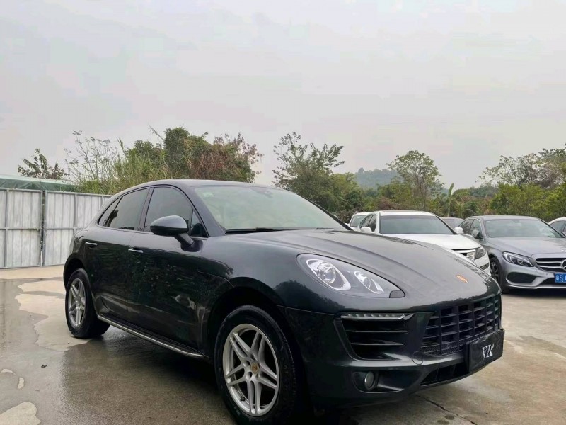 佛山18年保時捷Macan3