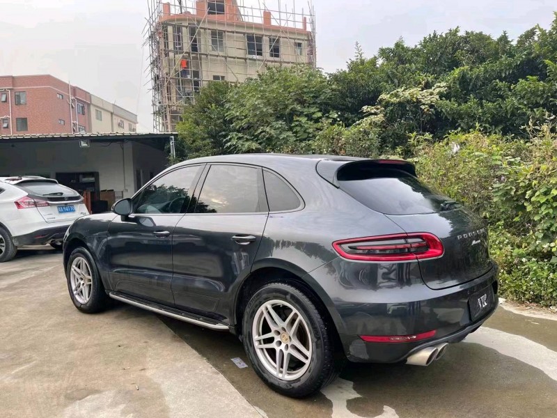 佛山18年保時捷Macan9