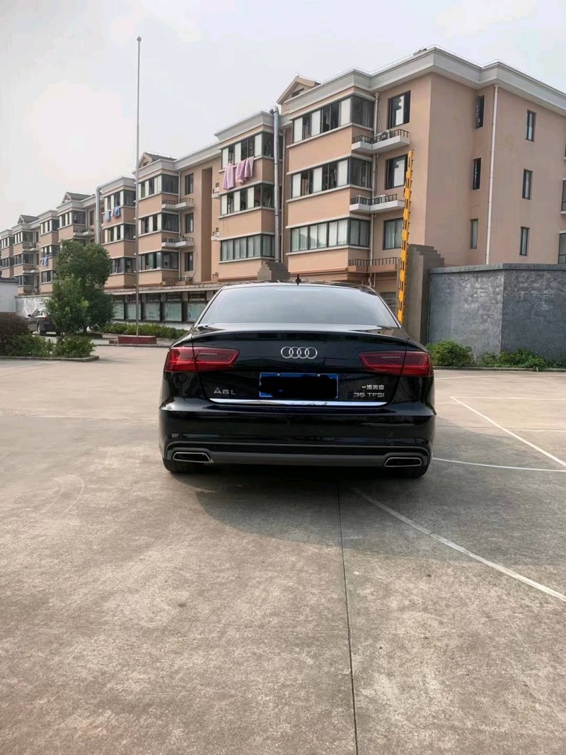 嘉興19年奧迪A6L4