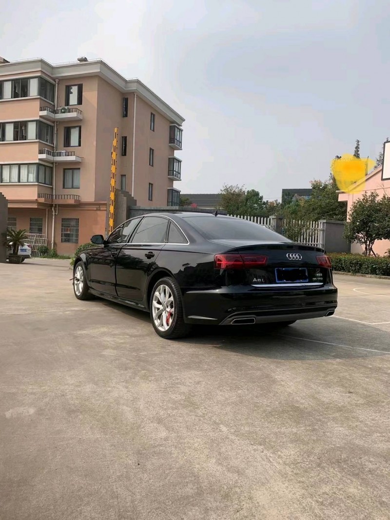 嘉興19年奧迪A6L5