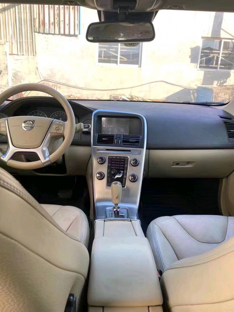 東營12年沃爾沃XC605