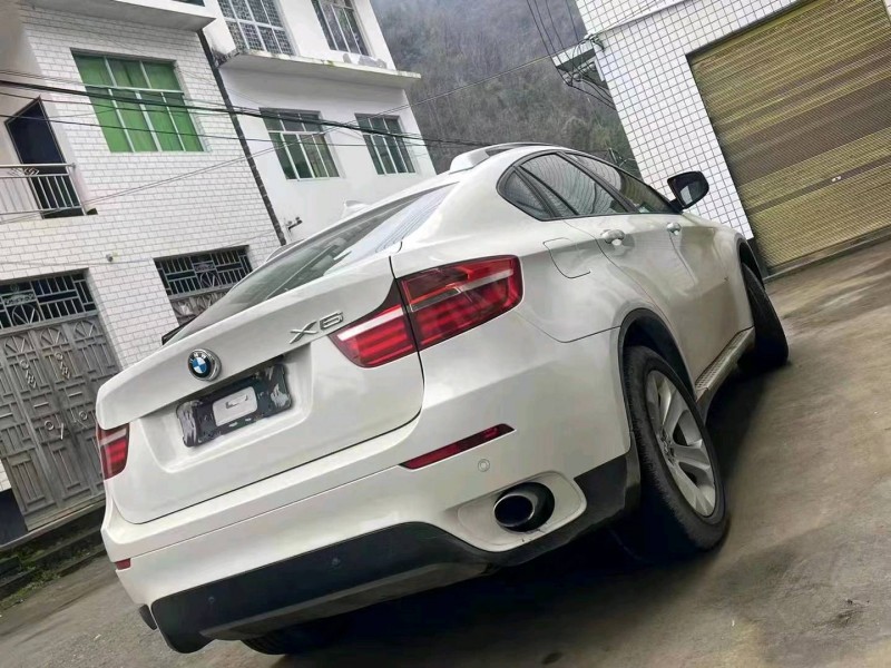 重慶15年寶馬X68