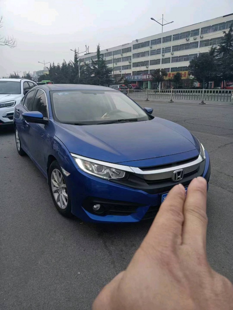 北京19年本田思域3