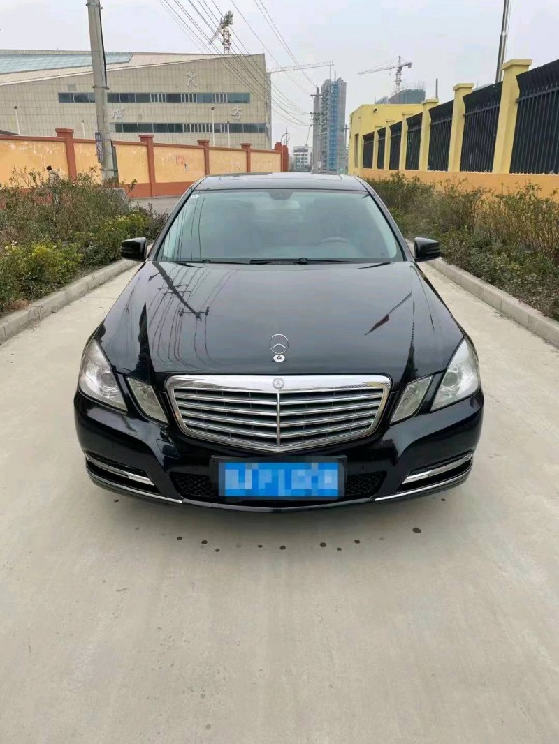 北京12年奔驰E1