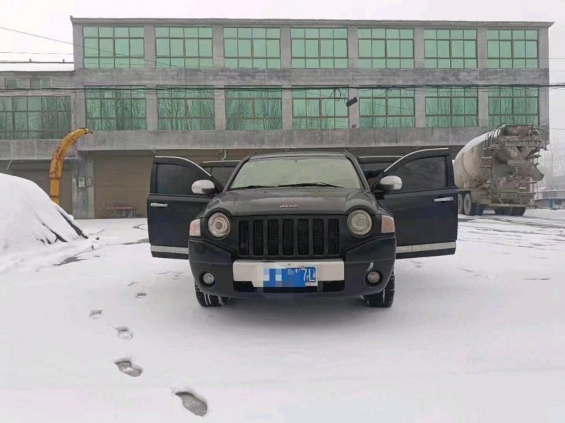 北京11年Jeep指南者1