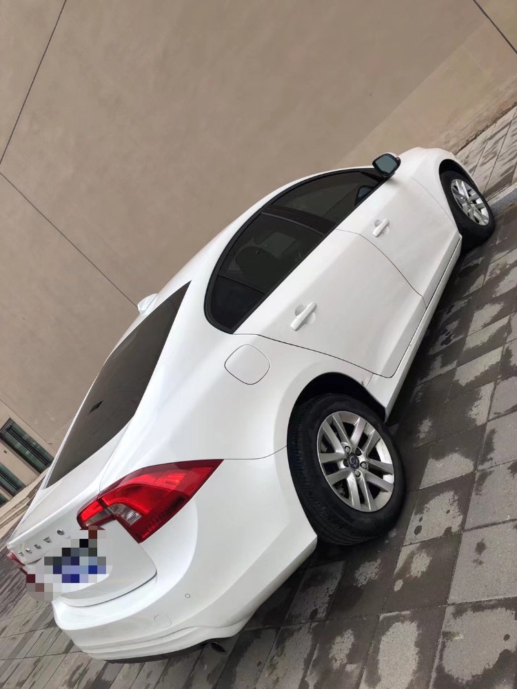 營口16年沃爾沃S60L8