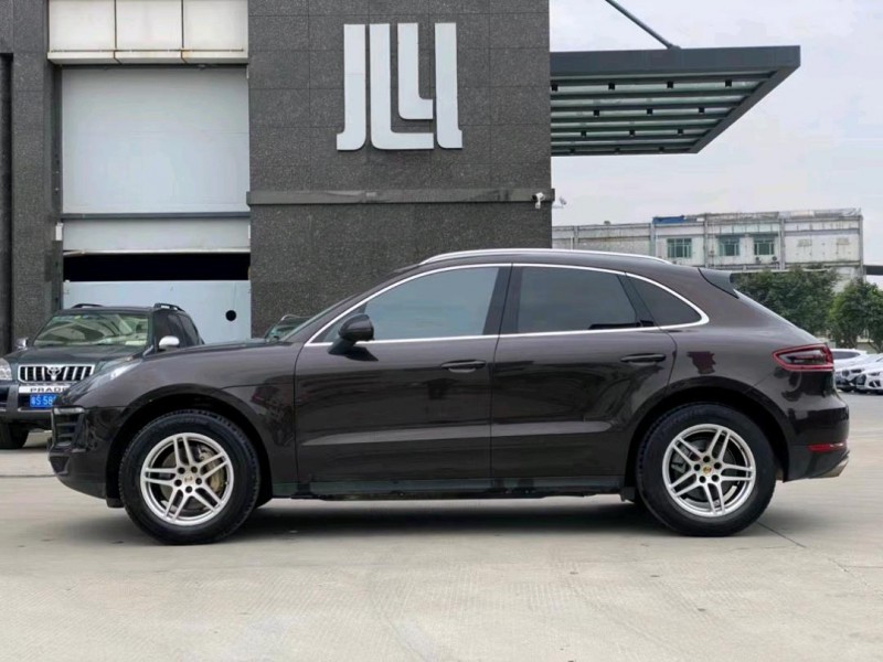 東莞15年保時捷Macan4
