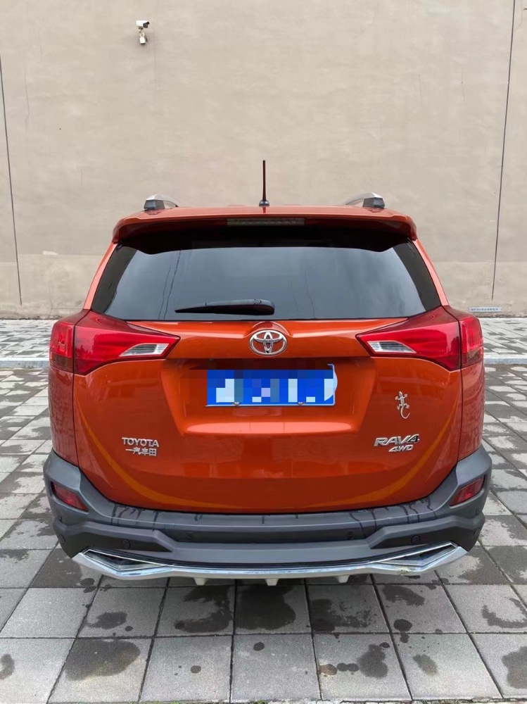 營口14年豐田RAV42