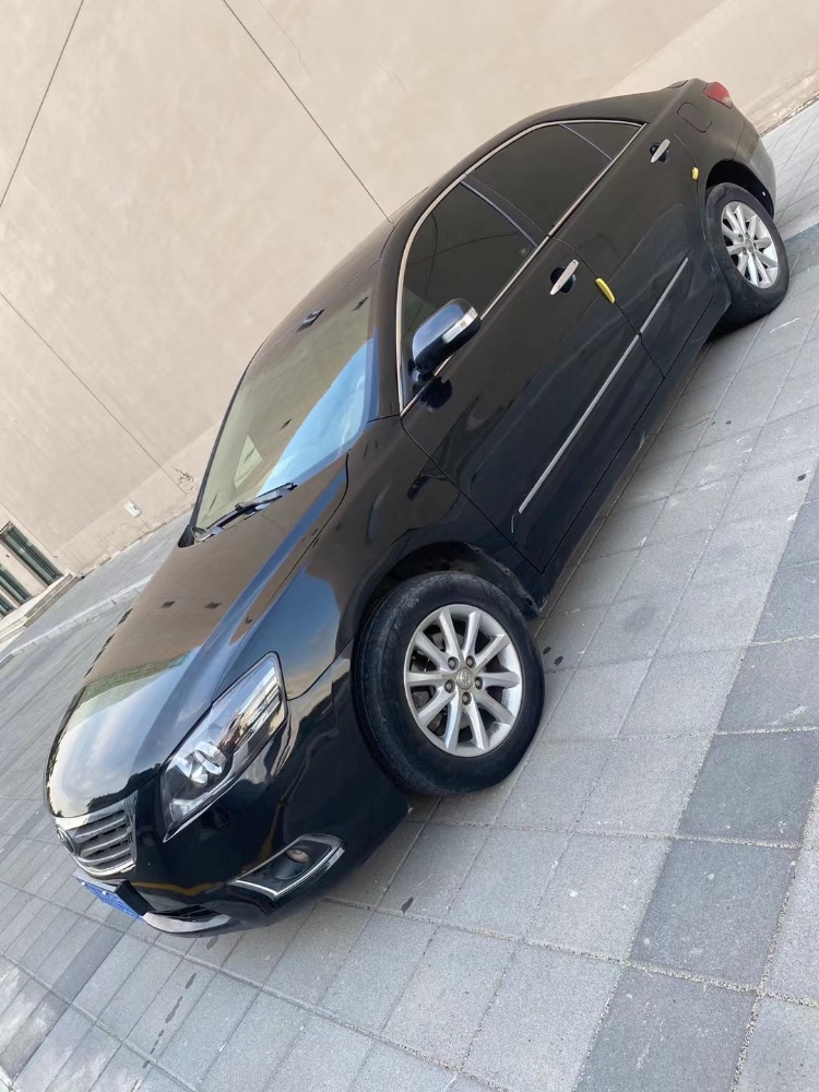 营口12年丰田凯美瑞4