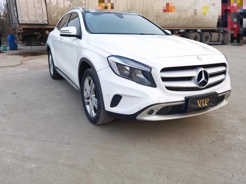 徐州17年奔驰CLA2