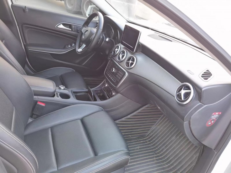 徐州17年奔驰CLA5