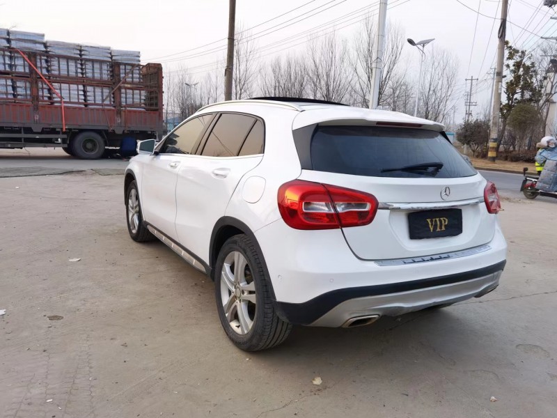 徐州17年奔驰CLA7