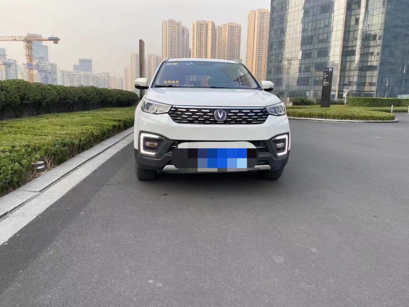 重慶18年長安汽車CS551