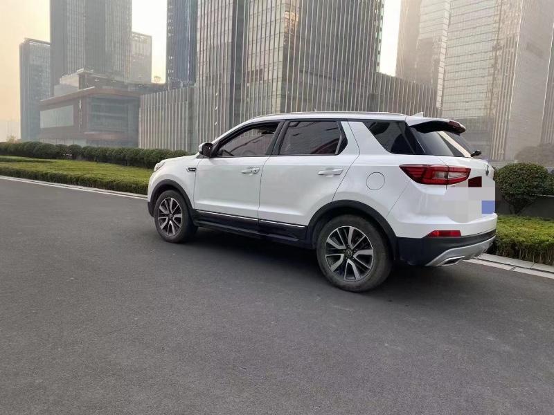 重慶18年長安汽車CS558