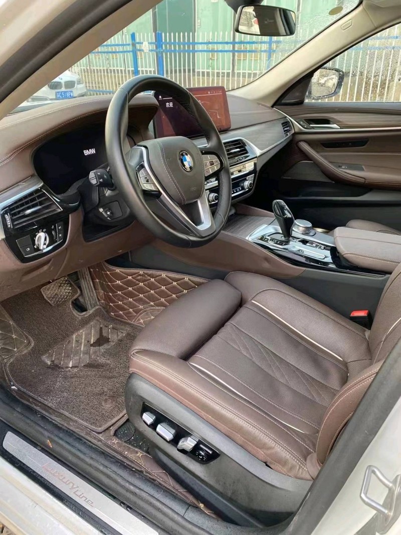 徐州21年宝马5系3