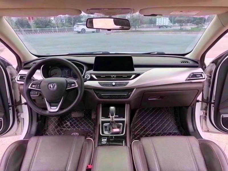 棗莊18年長安汽車睿騁5