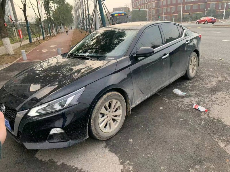 長沙19年日產天籟2