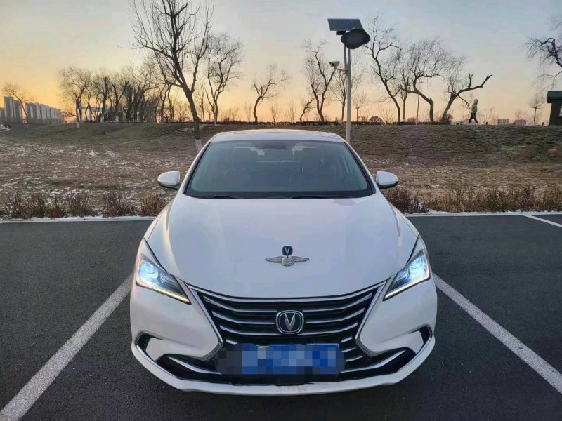 唐山19年長安汽車逸動8