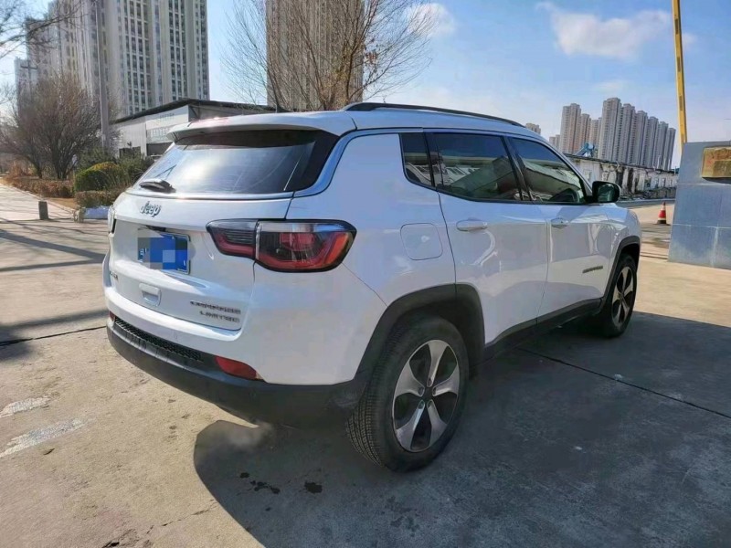 淄博17年Jeep指南者8