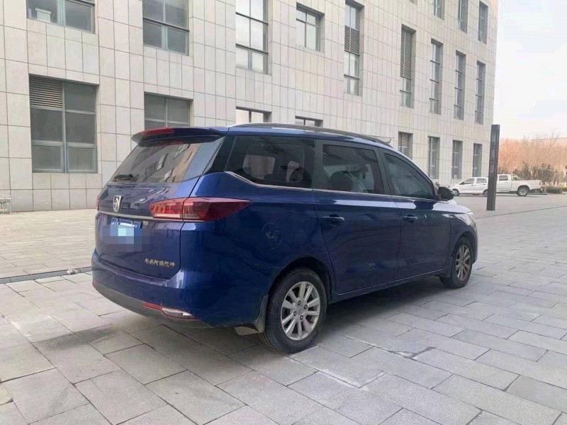 德州19年寶駿3608