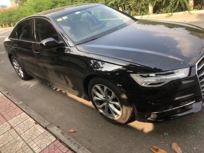 成都18年奧迪A6L6