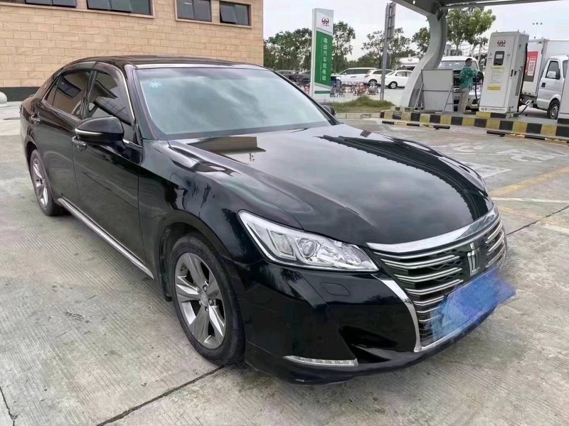 聊城17年豐田皇冠2