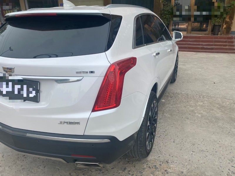 安陽16年凱迪拉克XT58