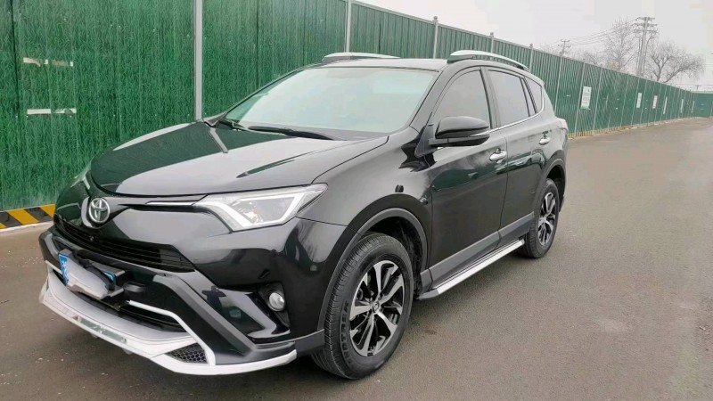 唐山17年豐田RAV4榮放2