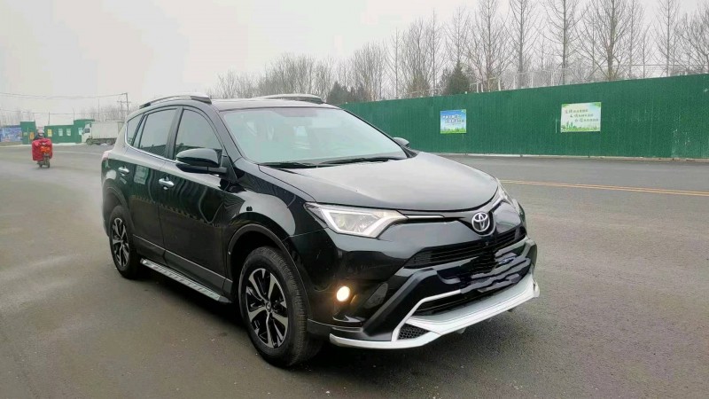 唐山17年豐田RAV4榮放3
