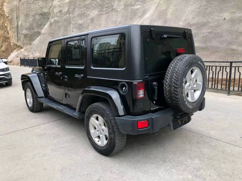 濱州16年Jeep牧馬人8