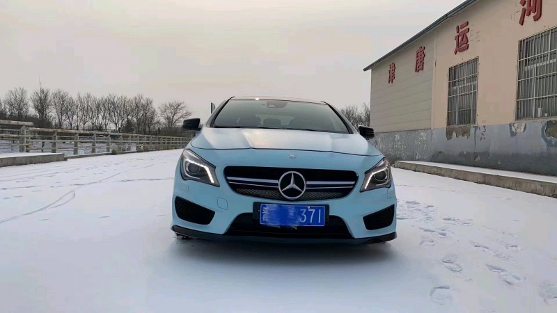 大同16年奔馳AMG A1