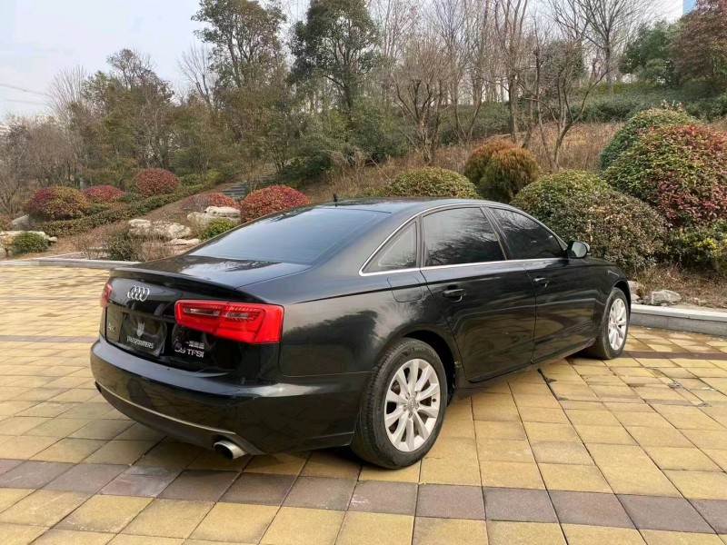 北京12年奧迪A6L9