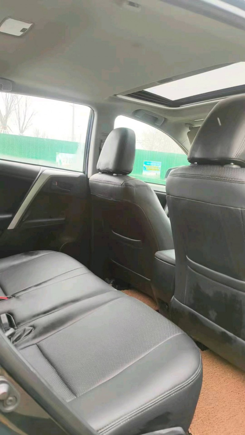 唐山17年豐田RAV4榮放6