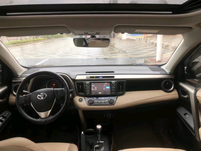 柳州15年豐田RAV4榮放4